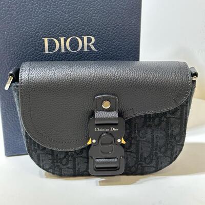 Dior Mens Saddle Pouch With Strap Oblique Black