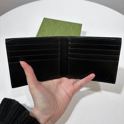 Gucci GG Leather Men Wallet