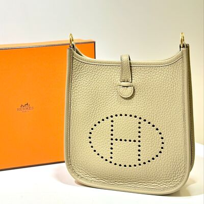 Hermes Mini Evelyne 16 Beige Marfa , Clemence, Gold, Stamp W