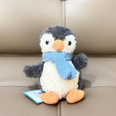 Jellycat Amuseables Peanut Penguin Decoration 企鵝掛飾