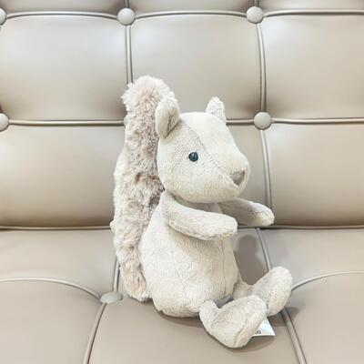 Jellycat Amuseables Willow Squirrel 松鼠