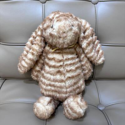 Jellycat Bashful Luxe Bunny Juniper 兔