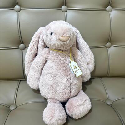 Jellycat Bashful Luxe Bunny Rosa 兔