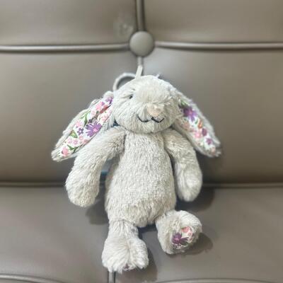 Jellycat Blossom Beige Bunny 'Petal' Bag Charm