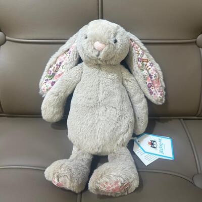 Jellycat Blossom Beige Bunny 'Petal' Small