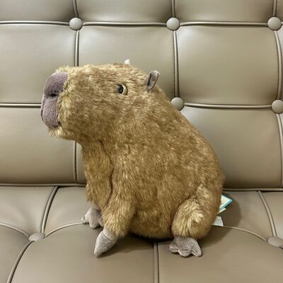 Jellycat Clyde Capybara 水豚