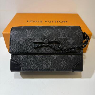 LV Steamer Wearable Wallet Canvas Black