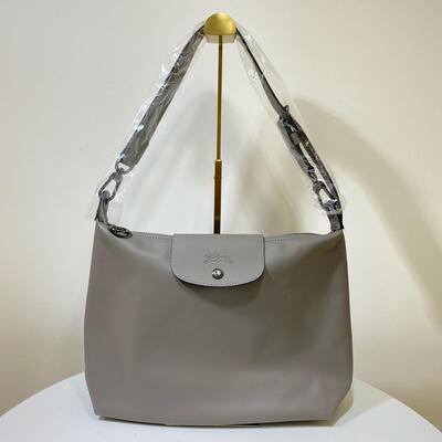 Longchamp Le Pliage Xtra M Hobo Bag Turtledove