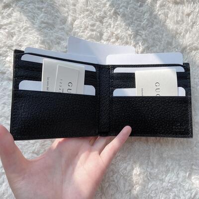 Gucci Mens GG Marmont Leather Bi-fold Wallet Black